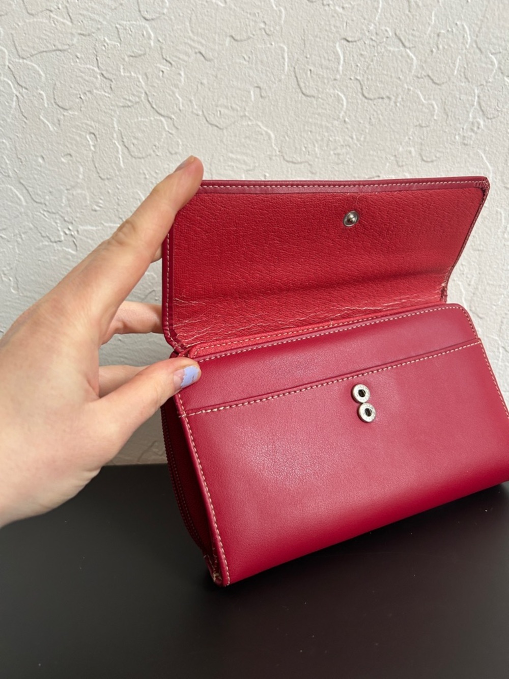 Genuine Leather Classic Red Women's Clutch Wallet with Card Organizer - Picture 2 of 8